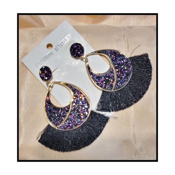 Jewelry - Shimmer Tassel Earrings